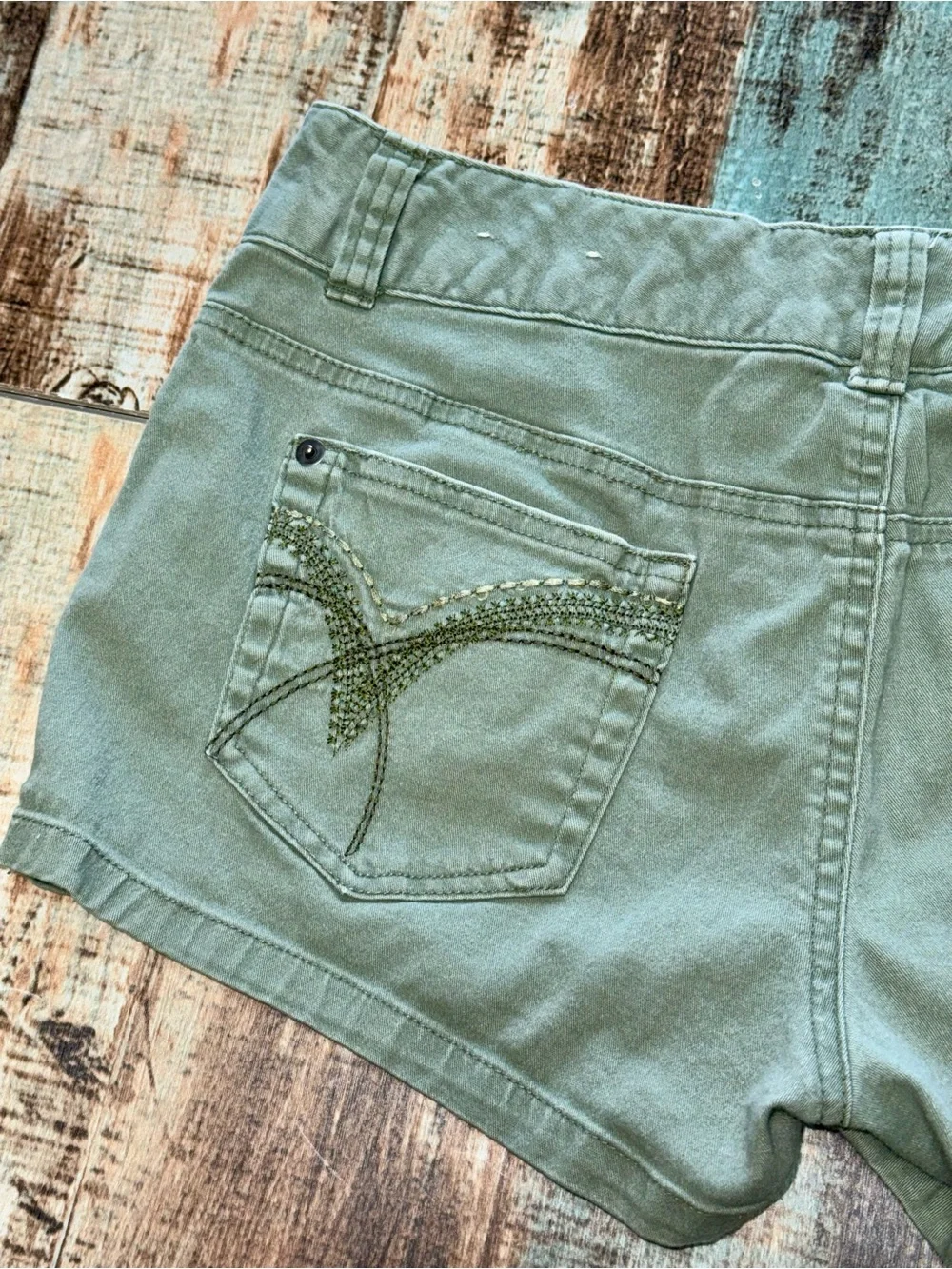 Women’s Juniors “SO” Shorts | #A20